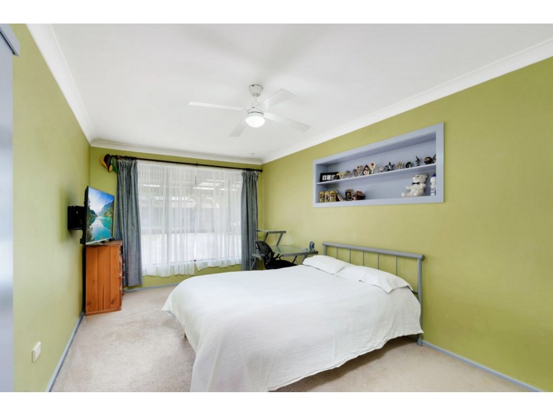 17 Kilmarnock Close, Highland Park QLD 4211