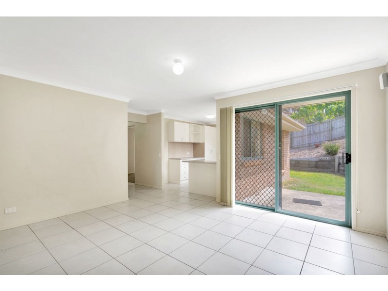 31 Glengarry Close, Highland Park QLD 4211
