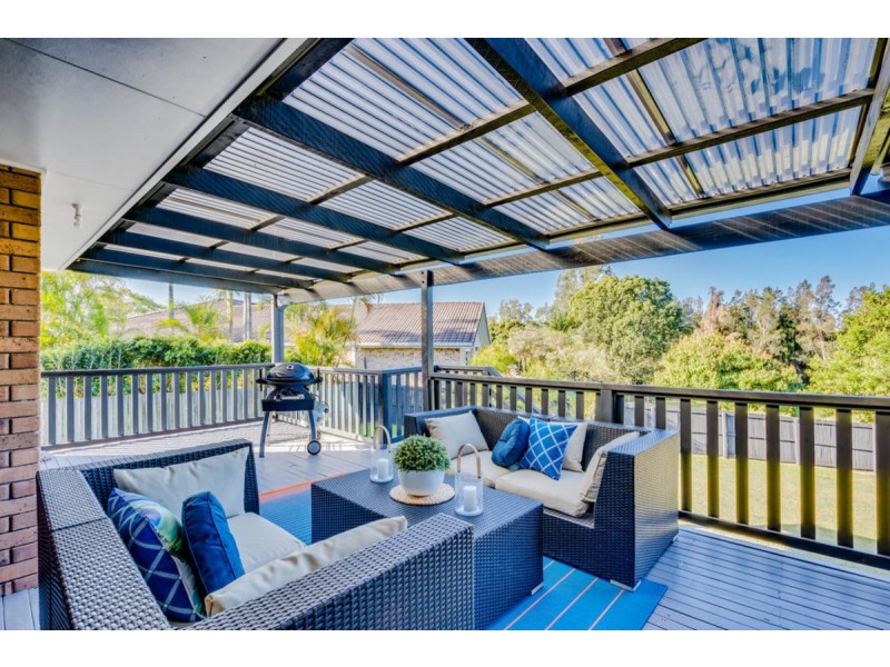 28 Hastings Crescent, Carrara QLD 4211