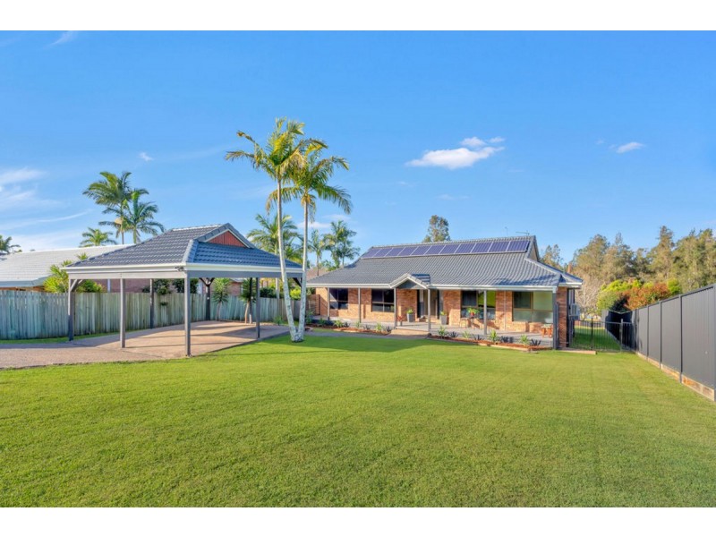 28 Hastings Crescent, Carrara QLD 4211