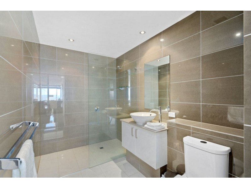16c/18-24 Aubrey Street, Surfers Paradise QLD 4217