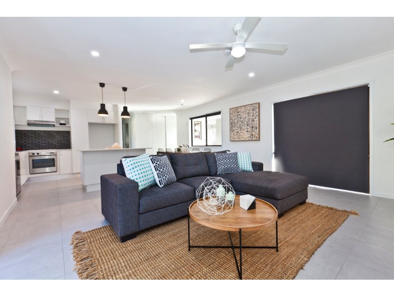 12 Alexander Drive, Highland Park QLD 4211