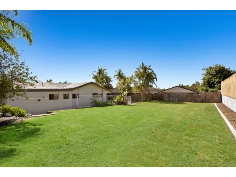 12 Alexander Drive, Highland Park QLD 4211