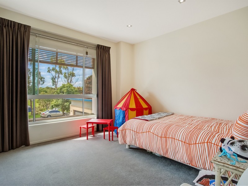 2/802 Glades Drive, Robina QLD 4226