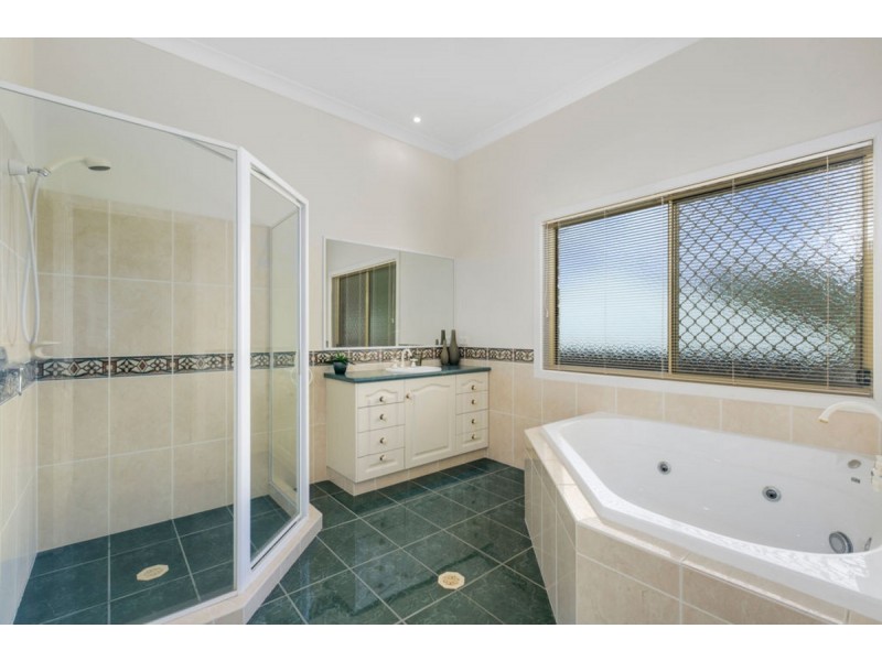 10 Byfield Court, Nerang QLD 4211