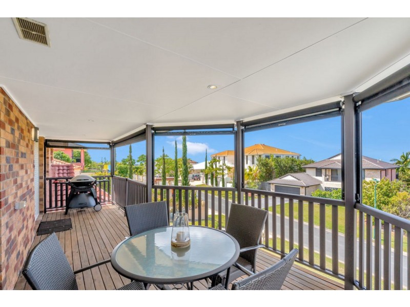 4 Mercure Place, Highland Park QLD 4211