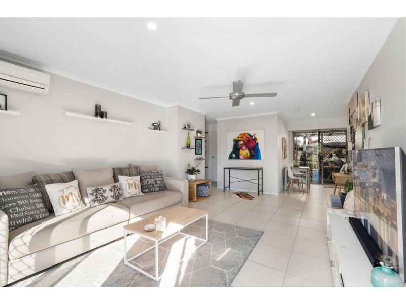 2/12 Ogilvie Crescent, Nerang QLD 4211