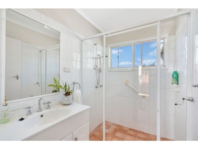 11 Nerang-Broadbeach Road, Nerang QLD 4211