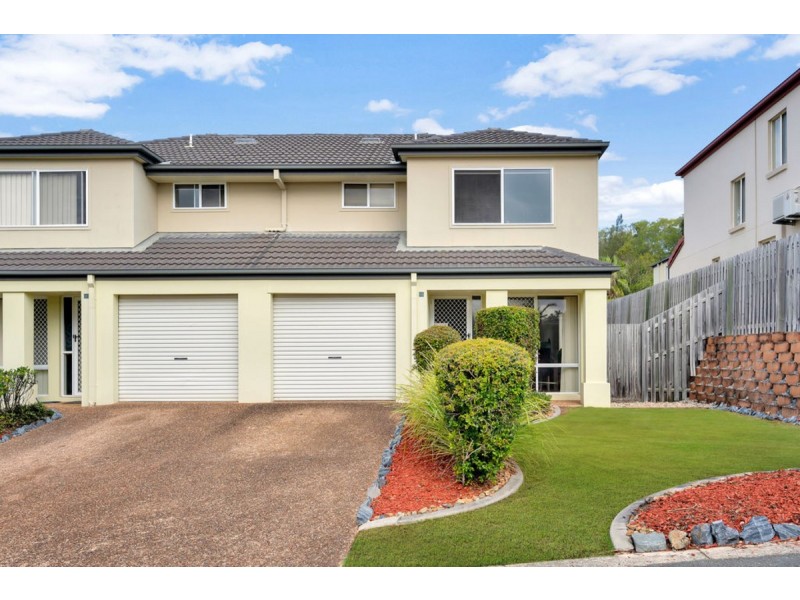 44/74 Universal Street, Pacific Pines QLD 4211