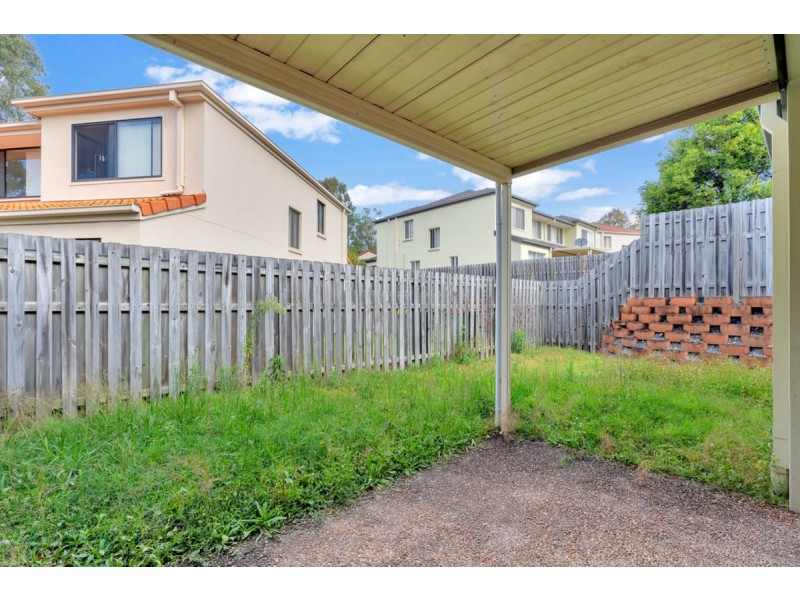 44/74 Universal Street, Pacific Pines QLD 4211