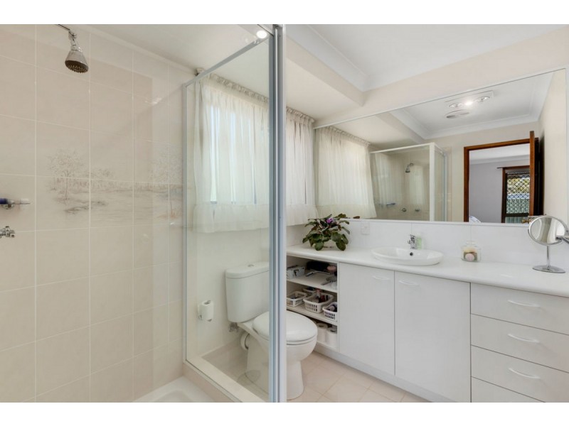 5 Meranti Court, Nerang QLD 4211
