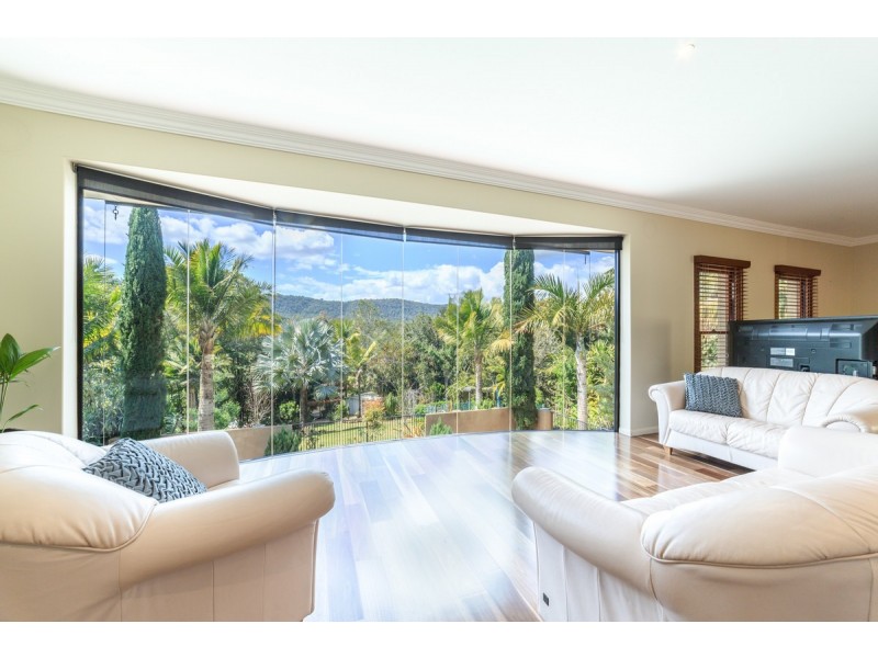 70-72 The Oval Drive, Mount Nathan QLD 4211