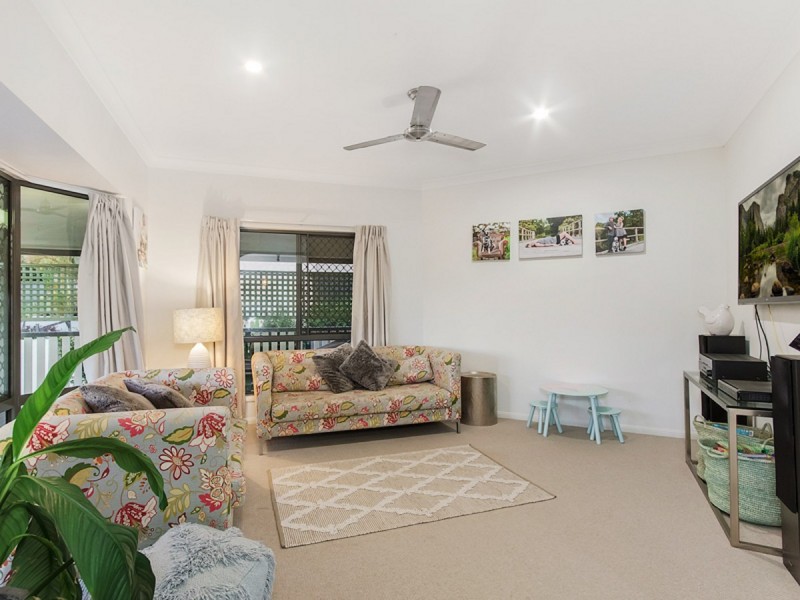 8 Parrot Court, Gilston QLD 4211