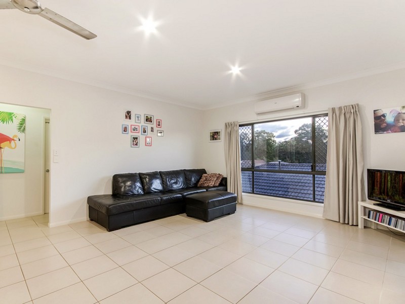 8 Parrot Court, Gilston QLD 4211