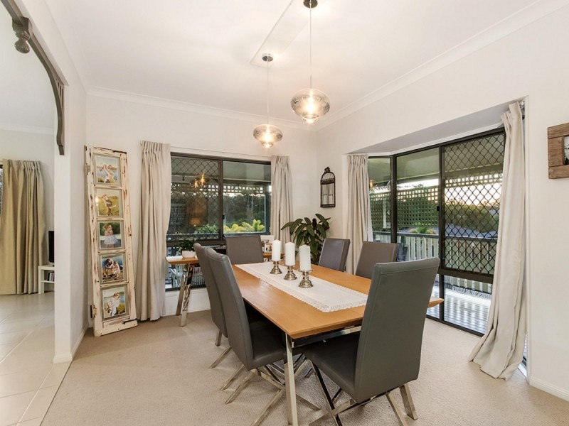 8 Parrot Court, Gilston QLD 4211