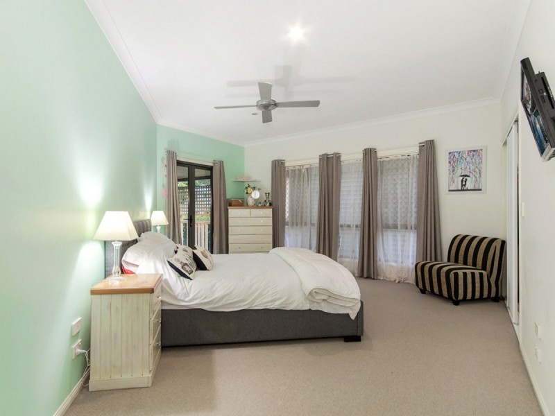 8 Parrot Court, Gilston QLD 4211