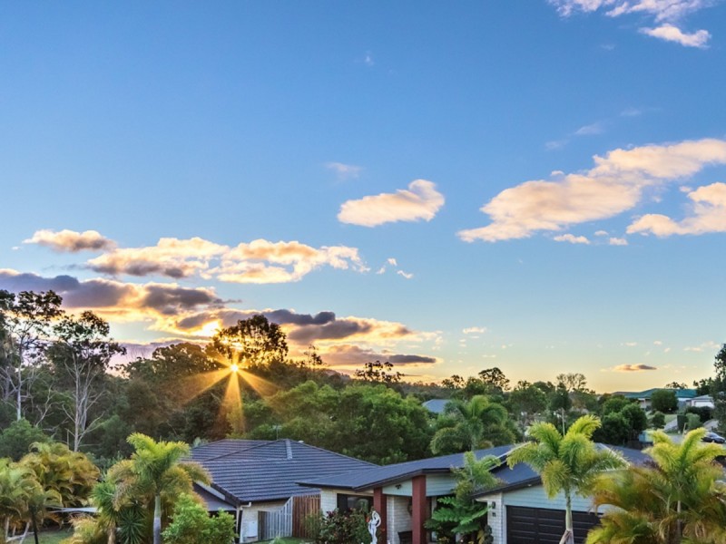 8 Parrot Court, Gilston QLD 4211