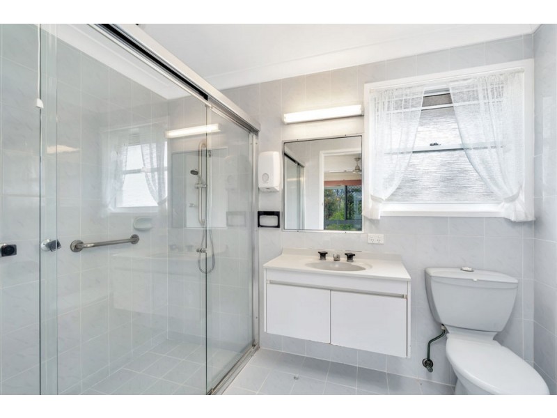 2 Crocus Way, Gaven QLD 4211
