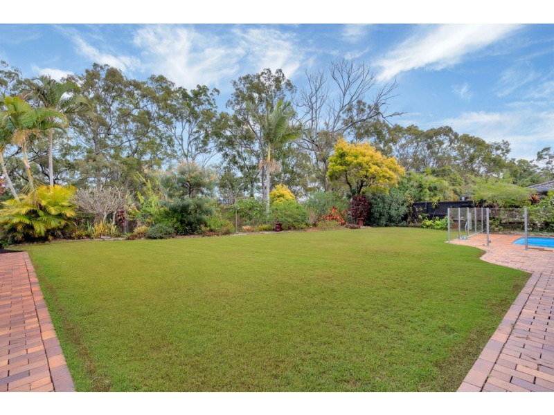 2 Crocus Way, Gaven QLD 4211