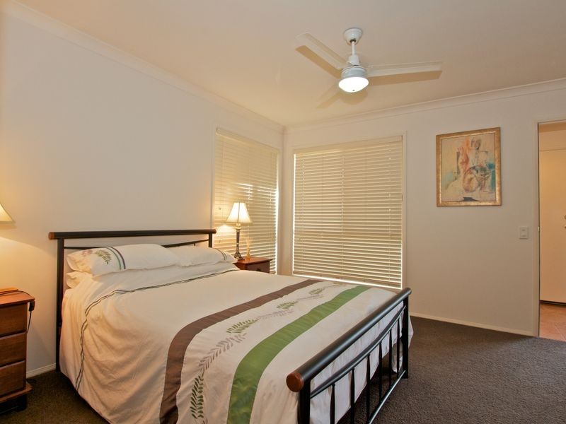 2/42 Riverpark Drive, Nerang QLD 4211