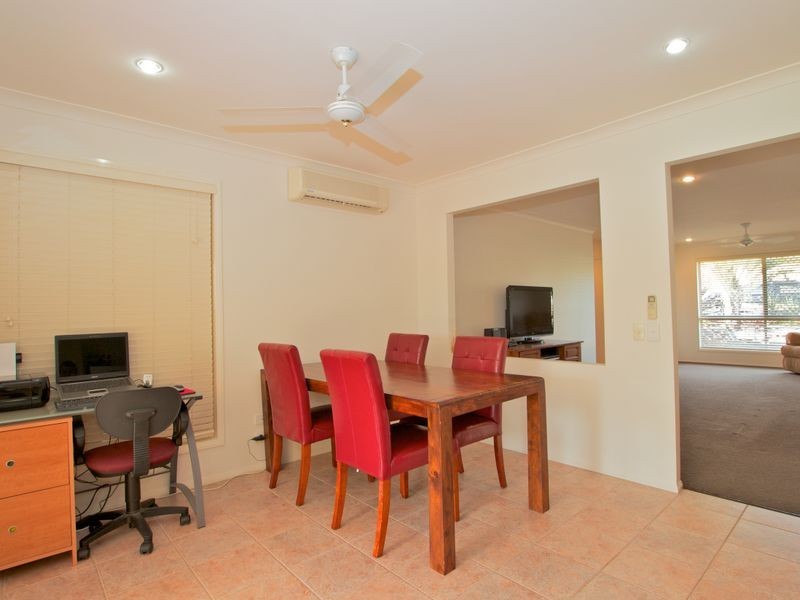 2/42 Riverpark Drive, Nerang QLD 4211