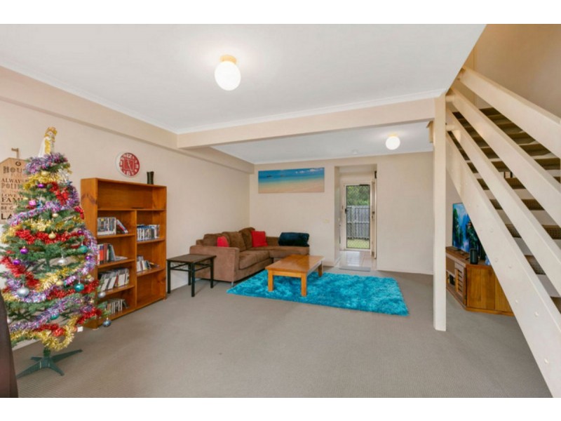 72/125 Pappas Way, Nerang QLD 4211