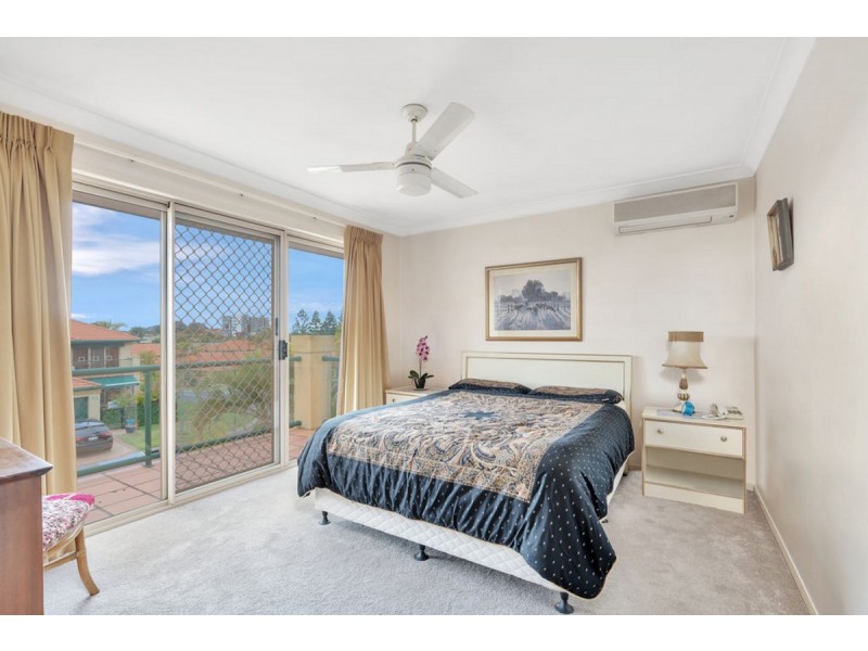 96/152 Palm Meadows Drive, Carrara QLD 4211