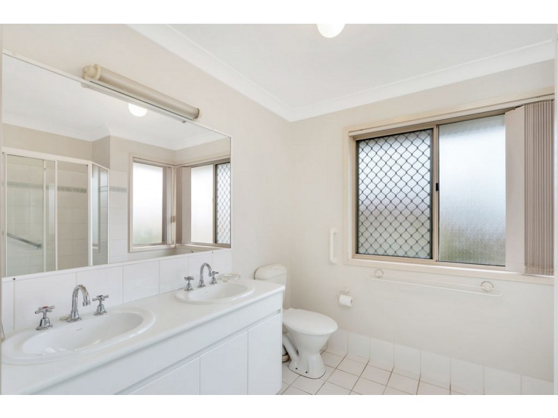 96/152 Palm Meadows Drive, Carrara QLD 4211