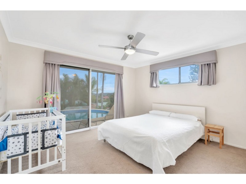 11 Parklane Place, Highland Park QLD 4211