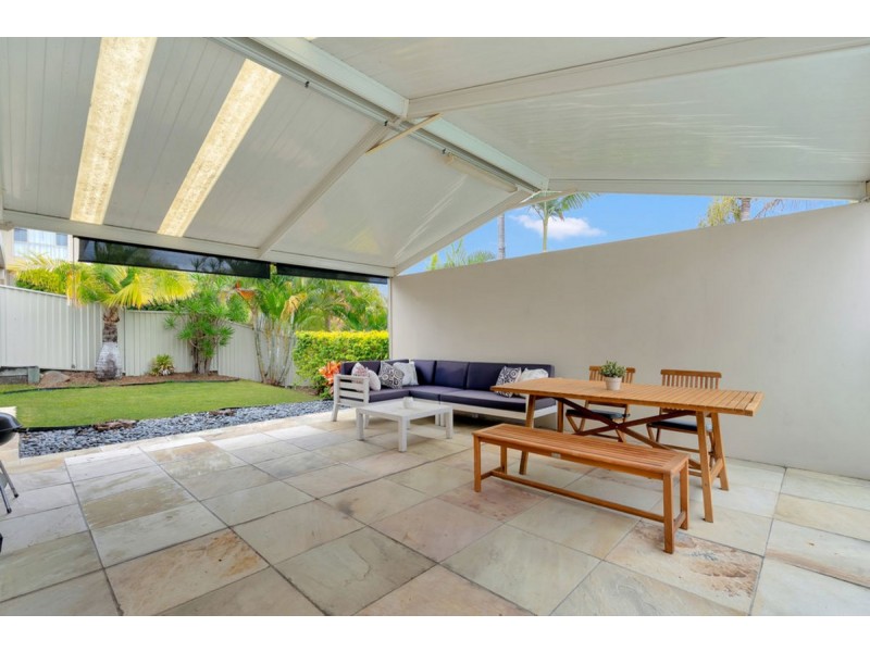 11 Parklane Place, Highland Park QLD 4211