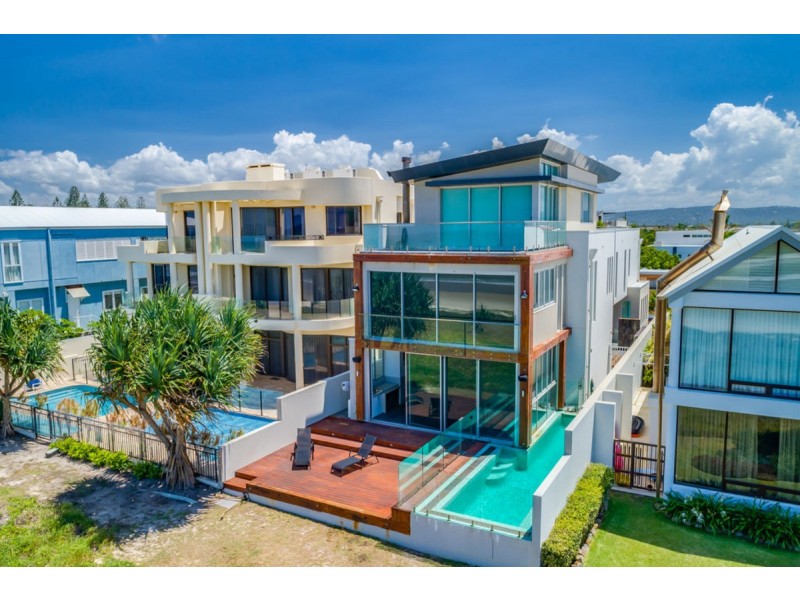 223 Hedges Avenue, Mermaid Beach QLD 4218