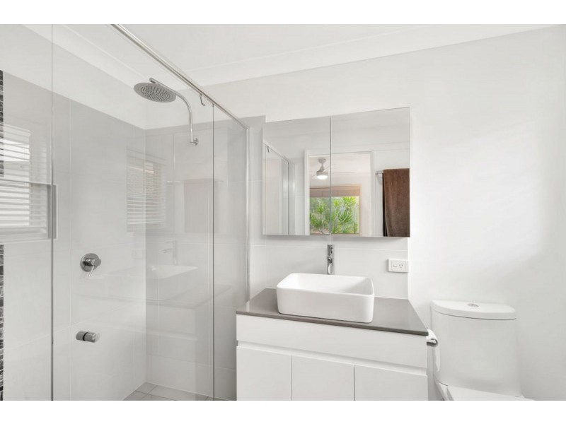 37 Tristania Way, Highland Park QLD 4211