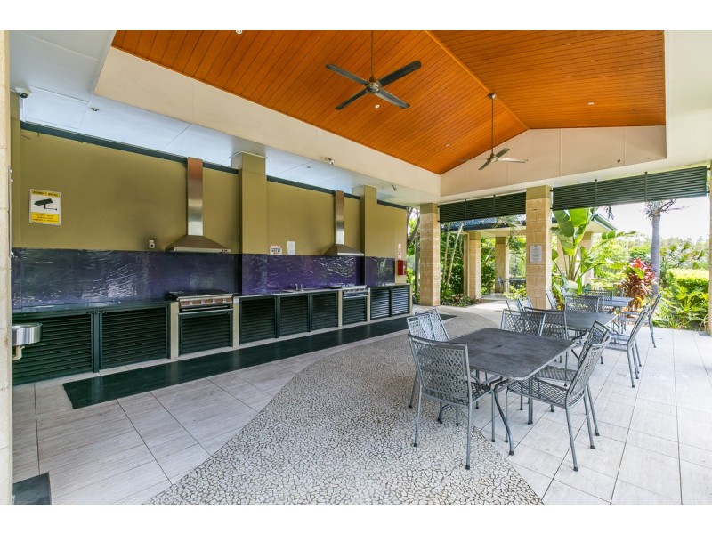 2007/1 The Vistas Drive, Carrara QLD 4211