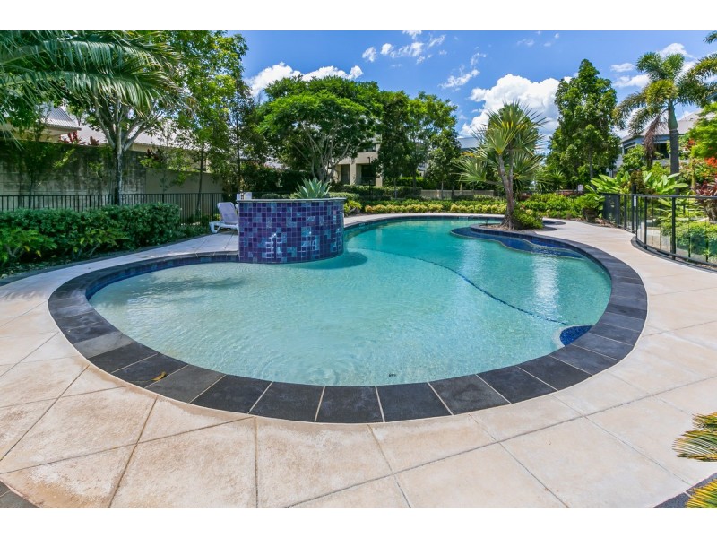 2007/1 The Vistas Drive, Carrara QLD 4211