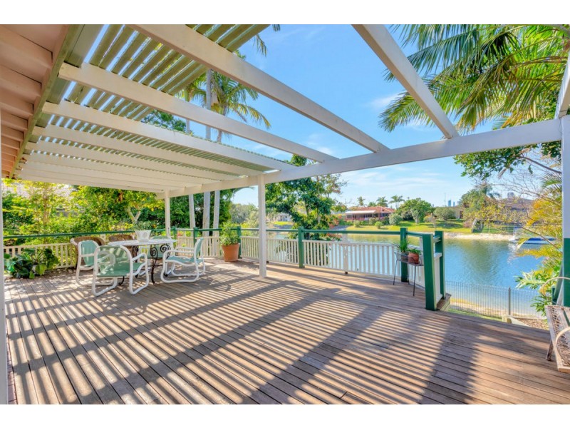 6 Tequila Court, Mermaid Waters QLD 4218