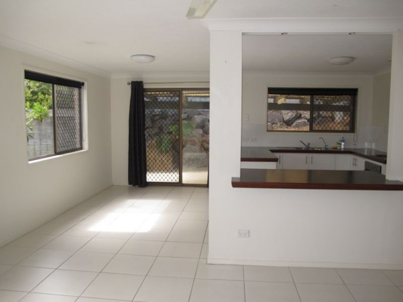 7a Pilbara Place, Worongary QLD 4213