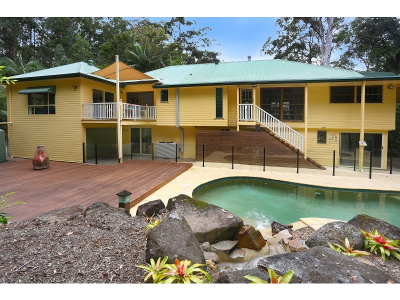 119 Henri Robert Drive, Clagiraba QLD 4211