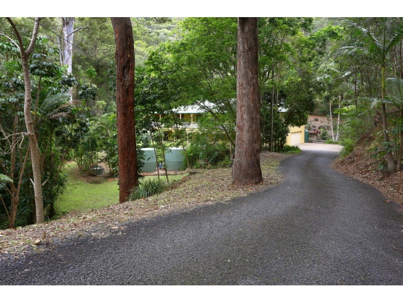 119 Henri Robert Drive, Clagiraba QLD 4211