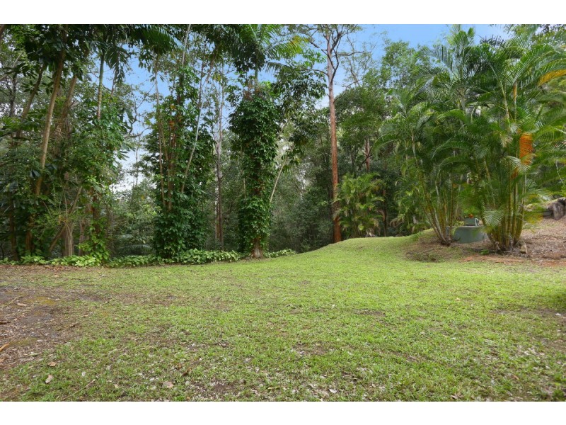 119 Henri Robert Drive, Clagiraba QLD 4211