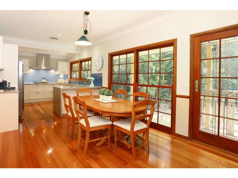 119 Henri Robert Drive, Clagiraba QLD 4211