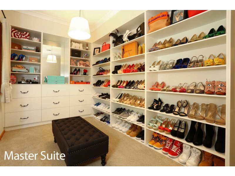 119 Henri Robert Drive, Clagiraba QLD 4211