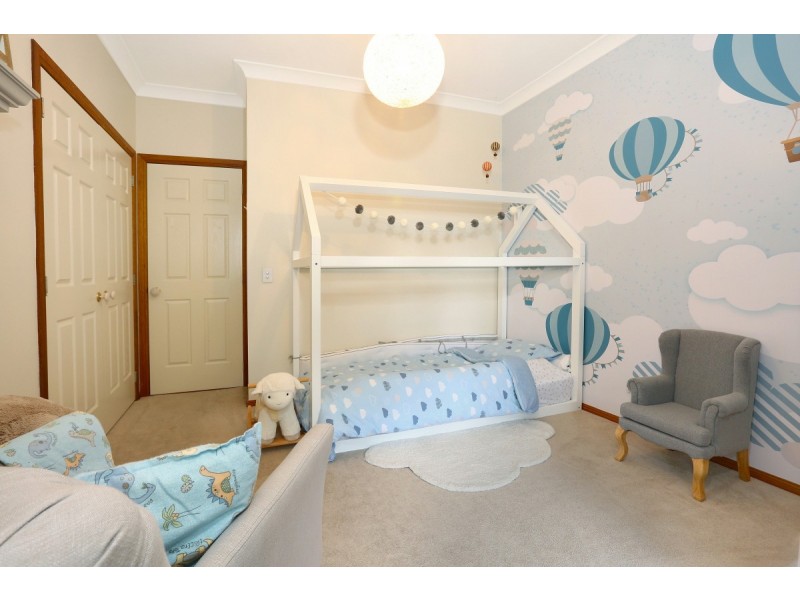 119 Henri Robert Drive, Clagiraba QLD 4211