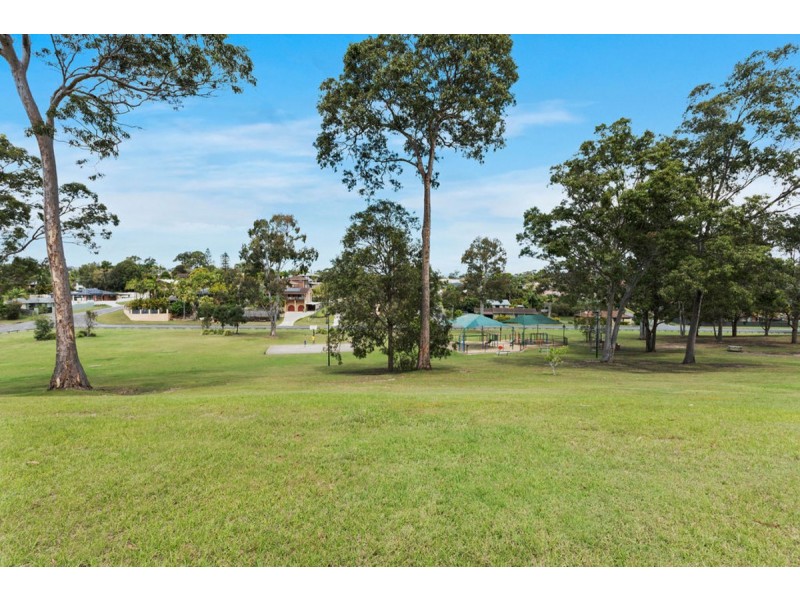 49 Kallaroo Crescent, Ashmore QLD 4214