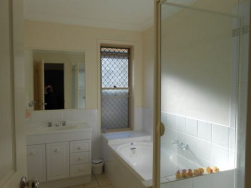 8 Murrayfield Place, Merrimac QLD 4226