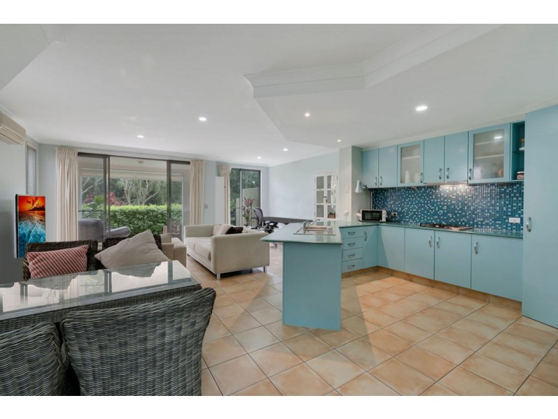 1083/1 The Cove Crescent, Carrara QLD 4211