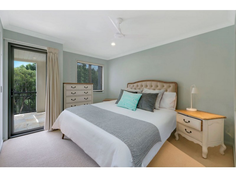 1083/1 The Cove Crescent, Carrara QLD 4211