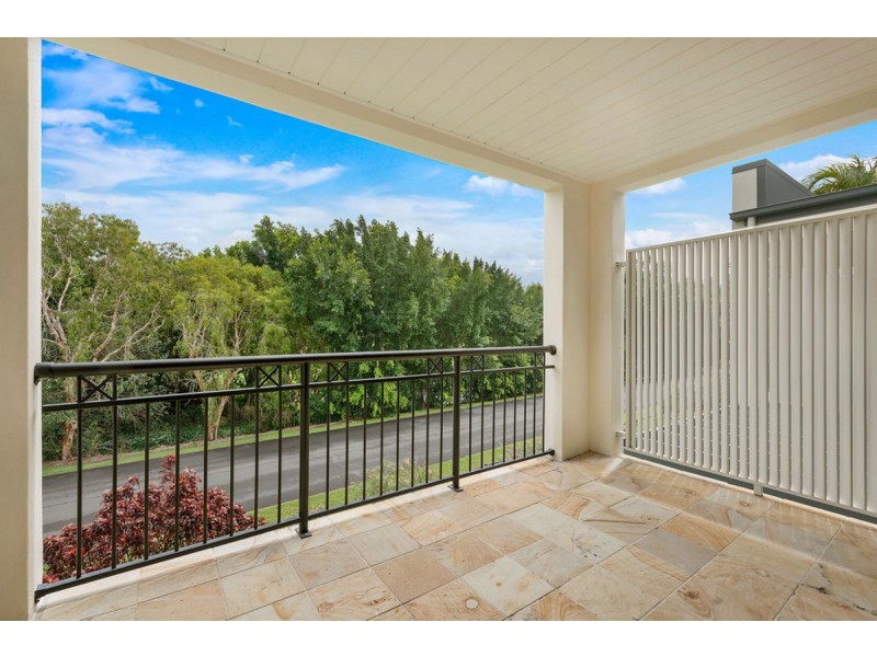 1083/1 The Cove Crescent, Carrara QLD 4211