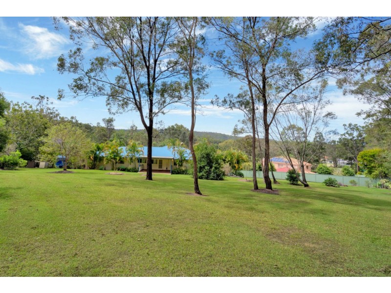 20 Byfield Court, Nerang QLD 4211