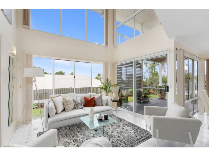 12 Nottingham Place, Highland Park QLD 4211