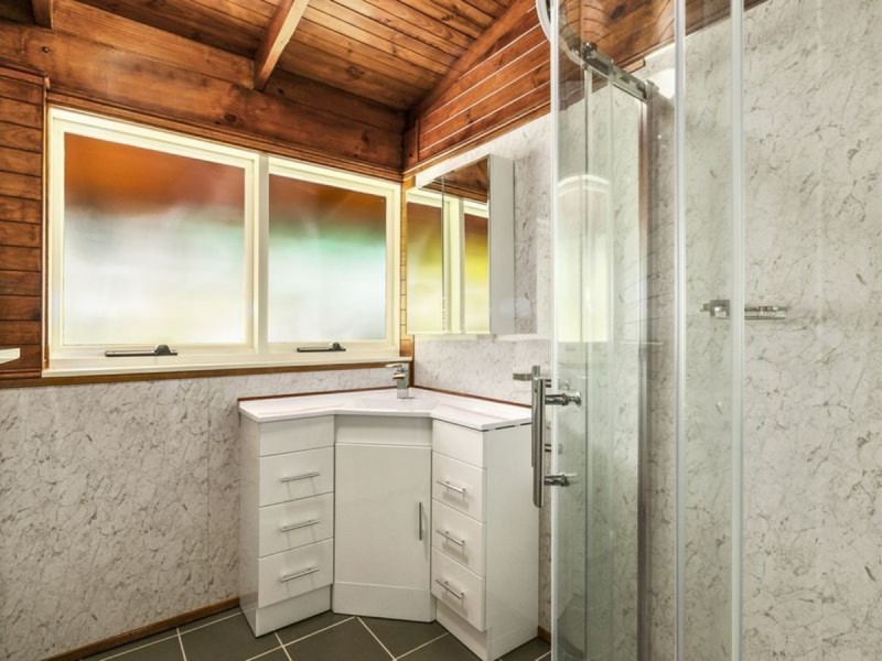 11 Winderadeen Court, Nerang QLD 4211